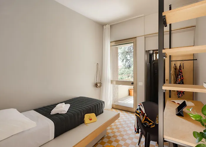 Vandrarhem 're-dama Florens